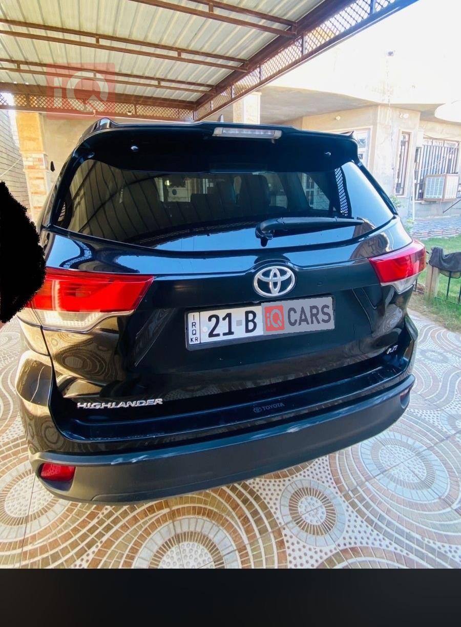 تۆیۆتا هایلاندەر